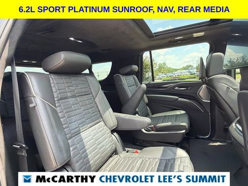 Used 2022 Cadillac Escalade ESV Sport Platinum w/ LPO, ONYX Package AWD/4WD image 40