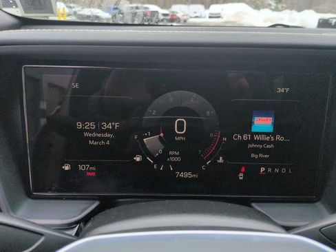 Used 2025 GMC Terrain Elevation image 12