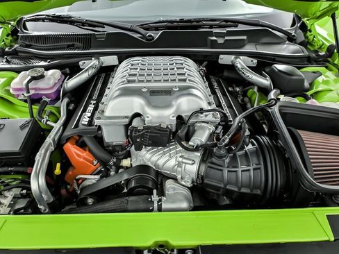 Used 2023 Dodge Challenger SRT Hellcat RWD image 17