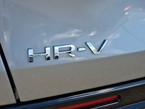 Used 2024 Honda HR-V EX-L image 30