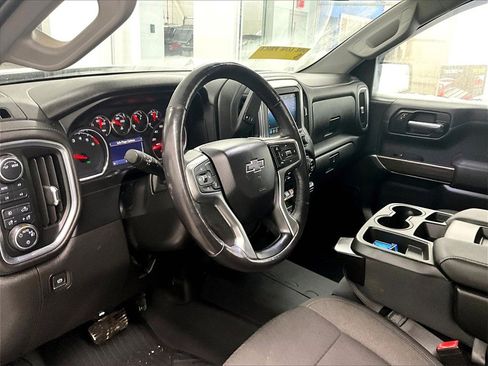Used 2021 Chevrolet Silverado 1500 RST image 8