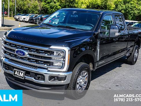 Used 2023 Ford F350 Lariat image 15