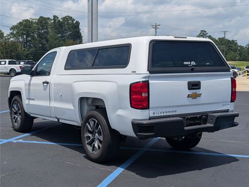 Used 2018 Chevrolet Silverado 1500 W/T w/ WT Convenience Package RWD image 3