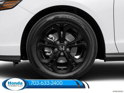 New 2025 Honda Accord SE image 6