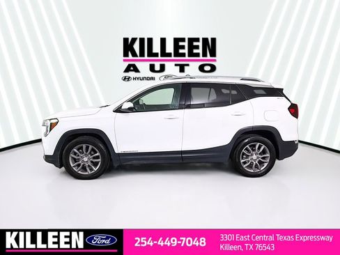 Used 2024 GMC Terrain SLT image 4