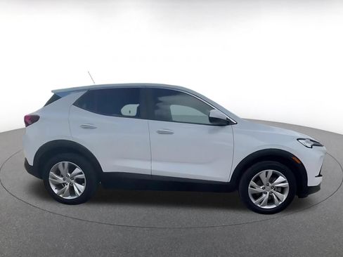 Used 2025 Buick Encore GX Preferred FWD image 15