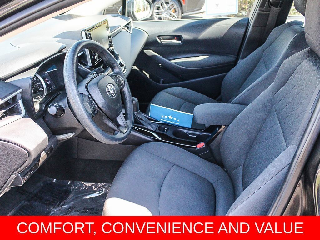Used 2021 Toyota Corolla LE FWD image 16