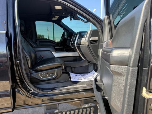 Used 2017 Ford F250 Platinum w/ Platinum Ultimate Package image 23