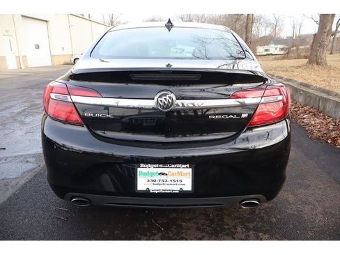 Used 2017 Buick Regal Sport Touring image 6
