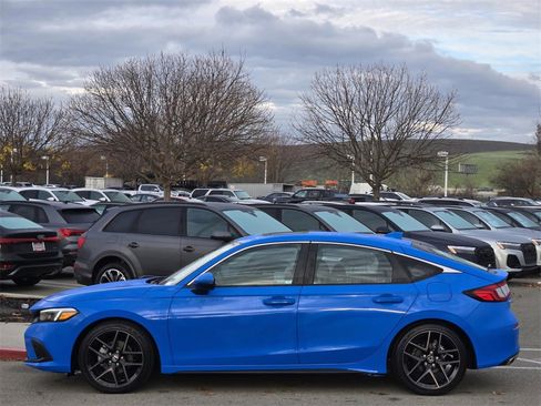 Certified 2024 Honda Civic Sport Touring image 7