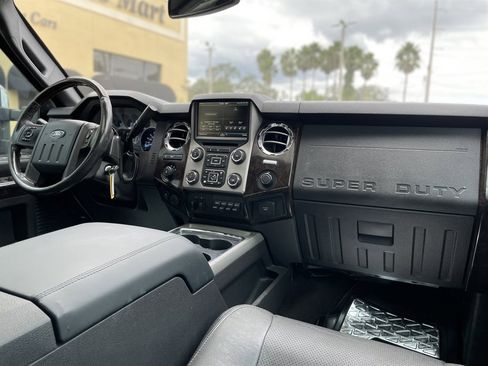Used 2015 Ford F250 Platinum w/ FX4 Off-Road Package image 14