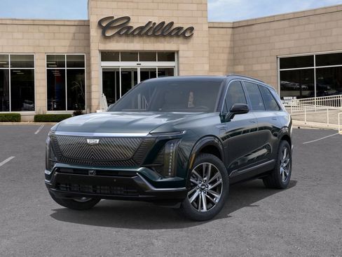 New 2026 Cadillac Vistiq Luxury w/ LPO, Floor Liner Package AWD/4WD image 6