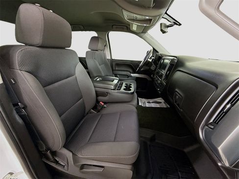 Used 2018 Chevrolet Silverado 1500 LT w/ LPO, Black Pack image 27