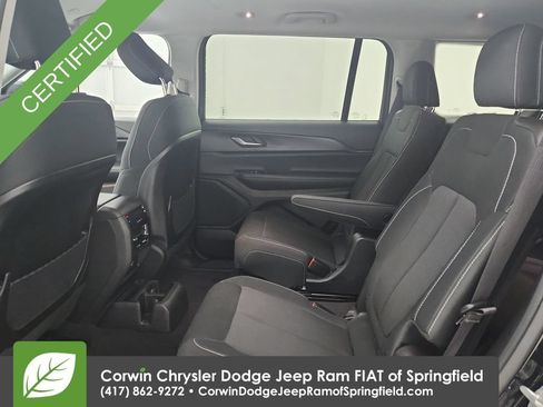 Used 2023 Jeep Grand Cherokee L Laredo AWD/4WD image 20