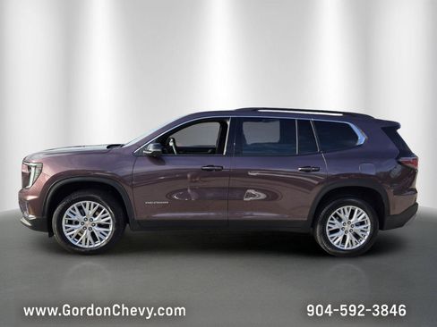 Certified 2026 GMC Acadia Elevation w/ Elevation Premium Package AWD/4WD image 2