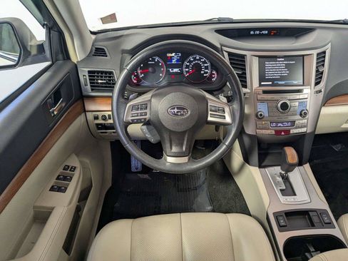 Used 2014 Subaru Outback 2.5i Limited AWD/4WD image 38
