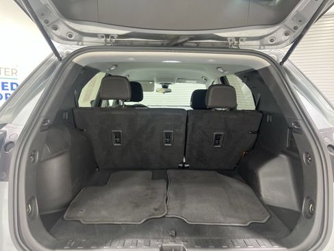 Used 2023 Chevrolet Equinox LT FWD image 22