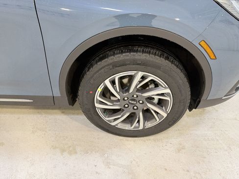 New 2026 Lincoln Corsair Premiere image 30