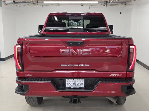 Used 2025 GMC Sierra 2500 AT4 w/ AT4 Premium Plus Package AWD/4WD image 9