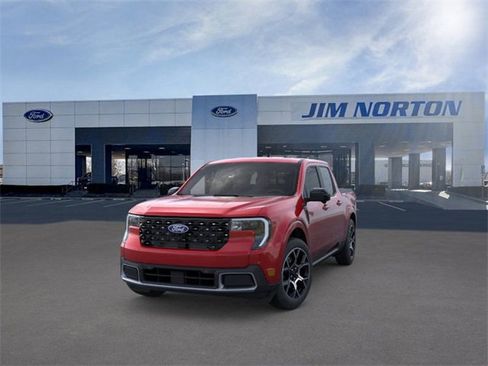 New 2025 Ford Maverick Lariat w/ 4K Tow Package image 2