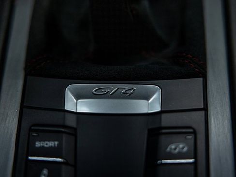 Used 2016 Porsche Cayman GT4 image 49