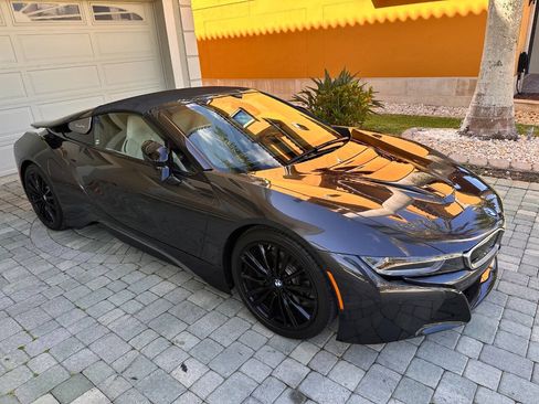 Used 2019 BMW i8 Roadster AWD/4WD image 53