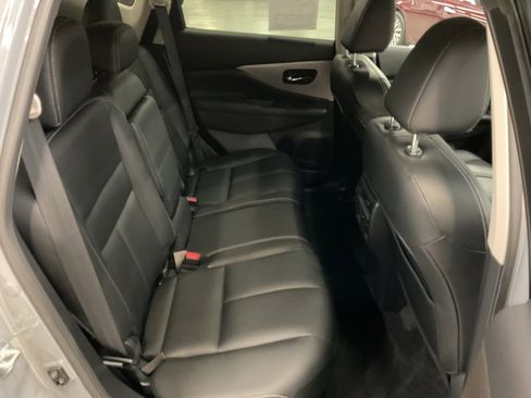 Used 2024 Nissan Murano SV w/ SV Midnight Edition Package image 18