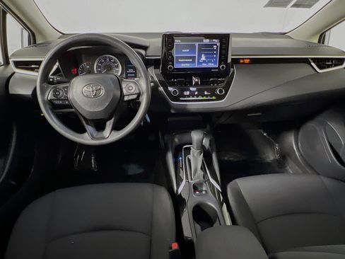 Used 2022 Toyota Corolla LE image 28