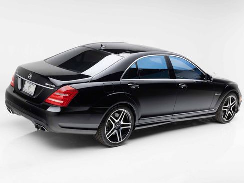 Used 2012 Mercedes-Benz S 63 AMG image 3