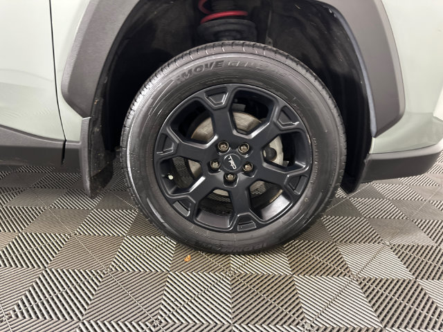 Used 2021 Toyota RAV4 TRD Off-Road AWD/4WD image 36
