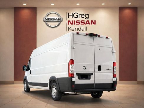 Used 2025 RAM ProMaster 3500 w/ Convenience Group FWD image 2