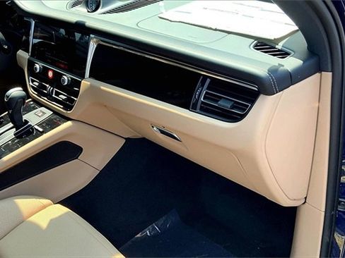 New 2025 Porsche Macan Turbo image 22
