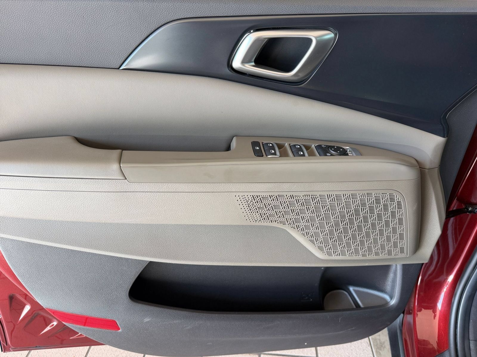 Used 2026 Kia Carnival FWD image 18