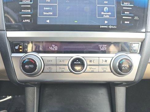 Used 2017 Subaru Outback 2.5i Limited w/ Popular Package #5 image 19