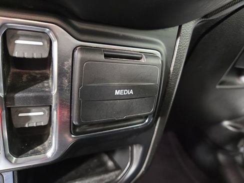 Used 2020 Jeep Gladiator Rubicon AWD/4WD image 27