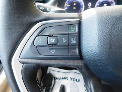 New 2025 Jeep Grand Cherokee L Limited w/ Luxury Tech Group II image 22