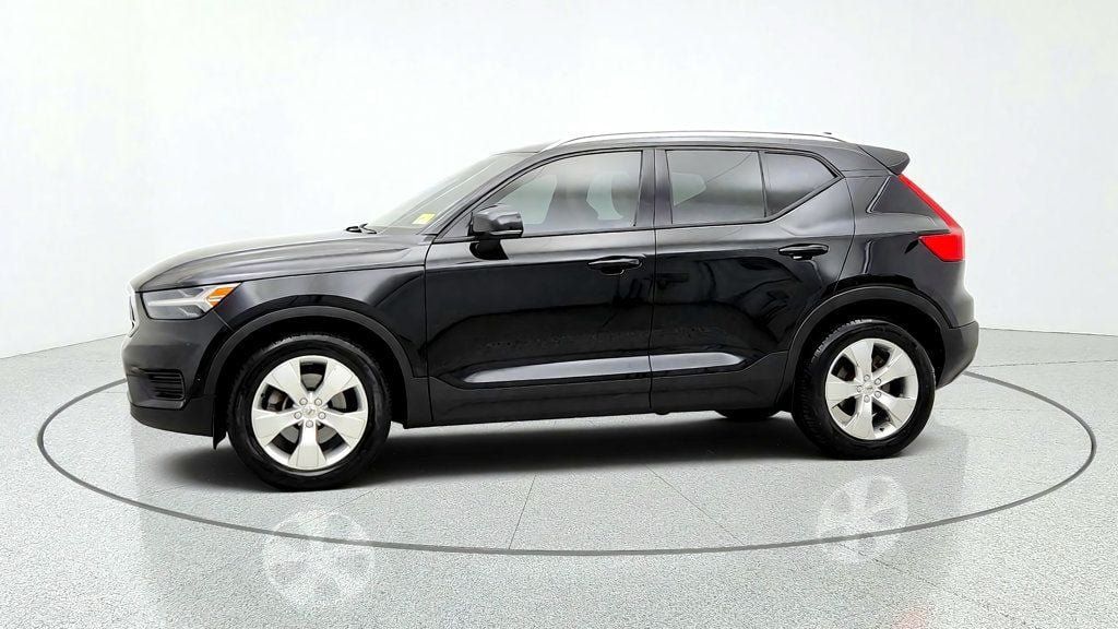 Used 2019 Volvo XC40 T5 Momentum AWD/4WD image 8
