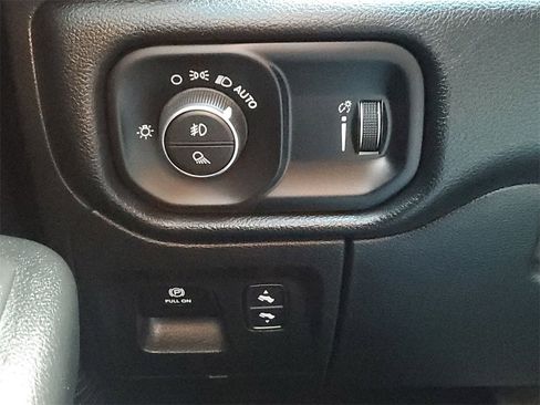Used 2021 RAM 1500 Big Horn image 17