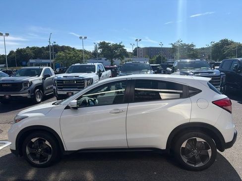 Used 2018 Honda HR-V EX image 6