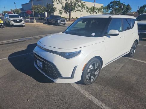 Used 2025 Kia Soul GT-Line FWD image 1