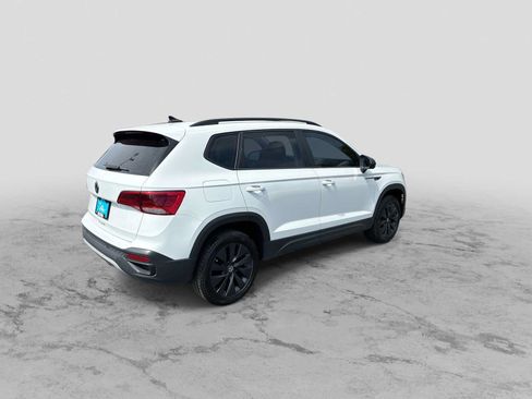 Used 2022 Volkswagen Taos S FWD image 8