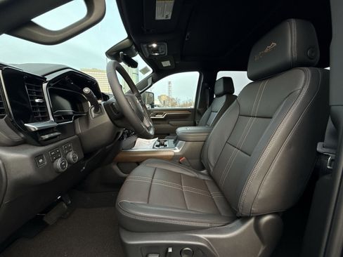 New 2025 Chevrolet Silverado 2500 High Country w/ Technology Package image 13