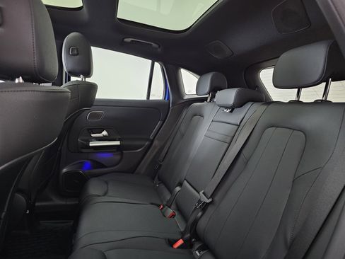 Certified 2025 Mercedes-Benz GLA 250 4MATIC image 18