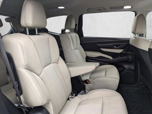 Used 2020 Subaru Ascent Premium w/ Convenience Package image 18