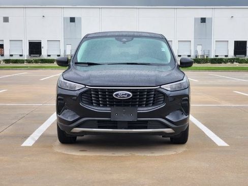 Certified 2025 Ford Escape Active AWD/4WD image 2