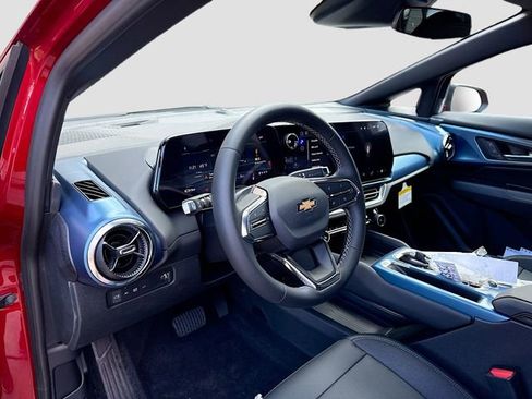 New 2026 Chevrolet Equinox EV LT image 10