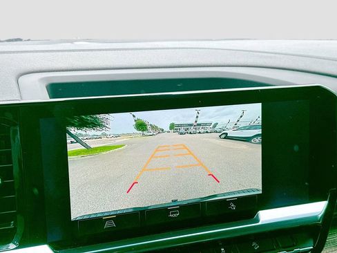 Used 2024 Chevrolet Silverado 1500 LT Trail Boss w/ Convenience Package II image 15