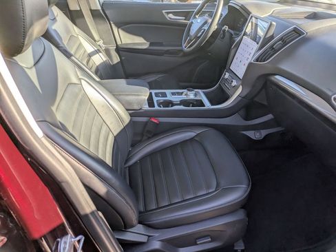 Used 2024 Ford Edge SEL image 23