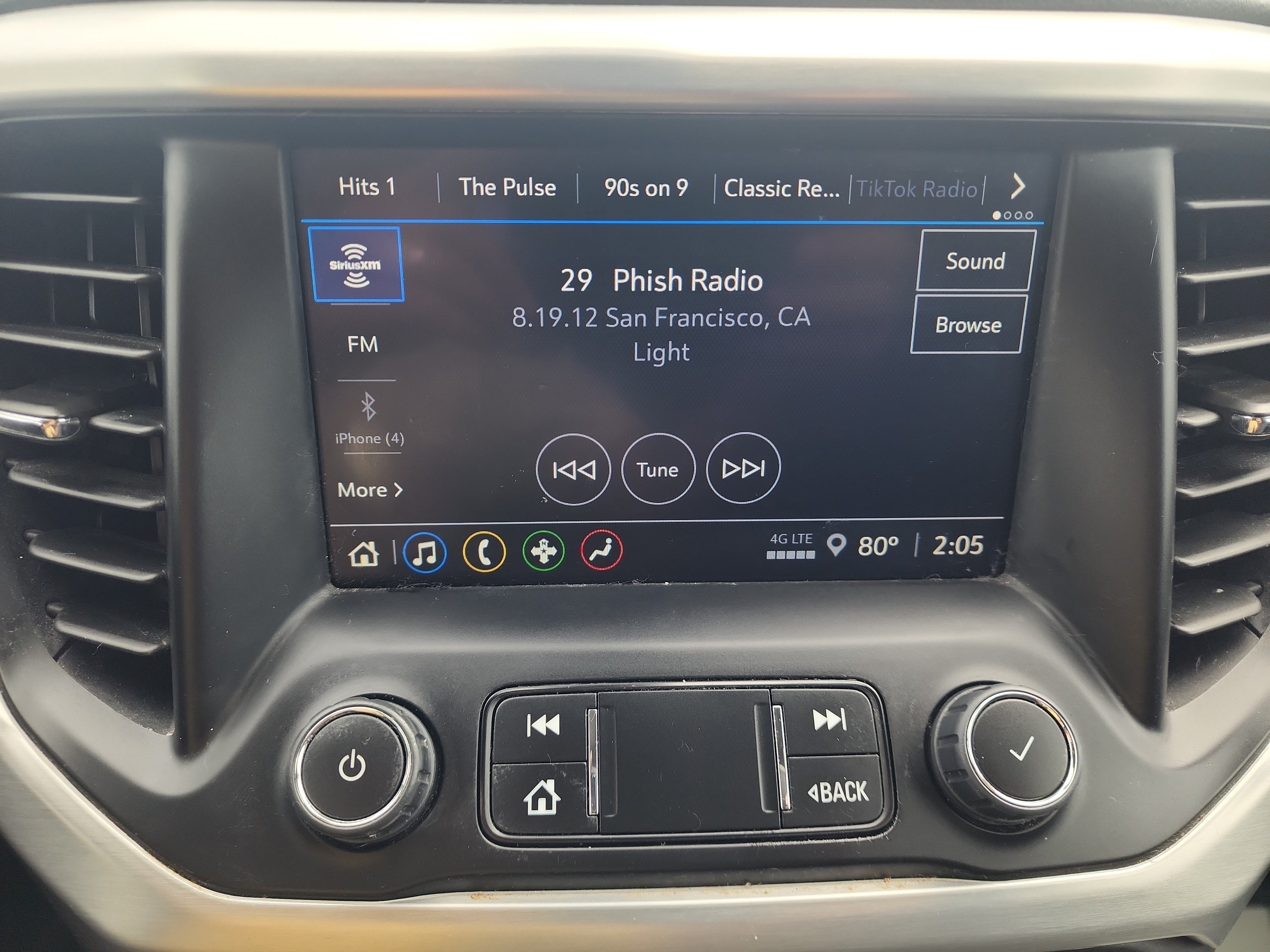 Certified 2023 GMC Acadia SLE w/ Driver Convenience Package AWD/4WD image 18