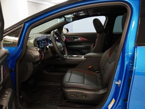 New 2026 Chevrolet Equinox EV RS image 5